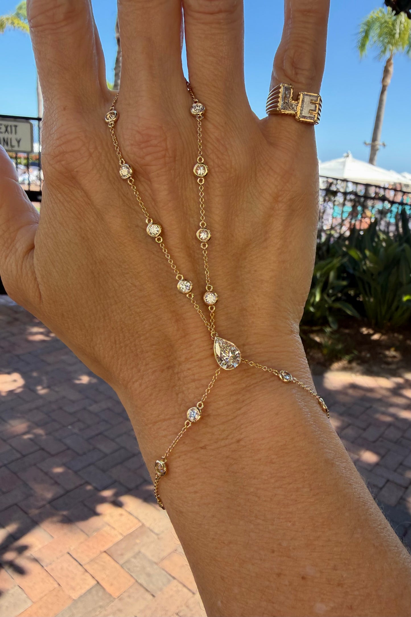 Sara Diamond Hand Chain